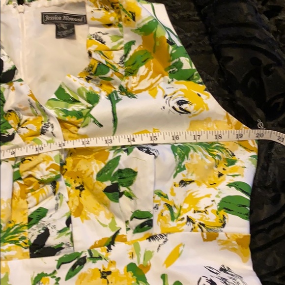 Sleeveless yellow and green dress - Picture 9 of 9